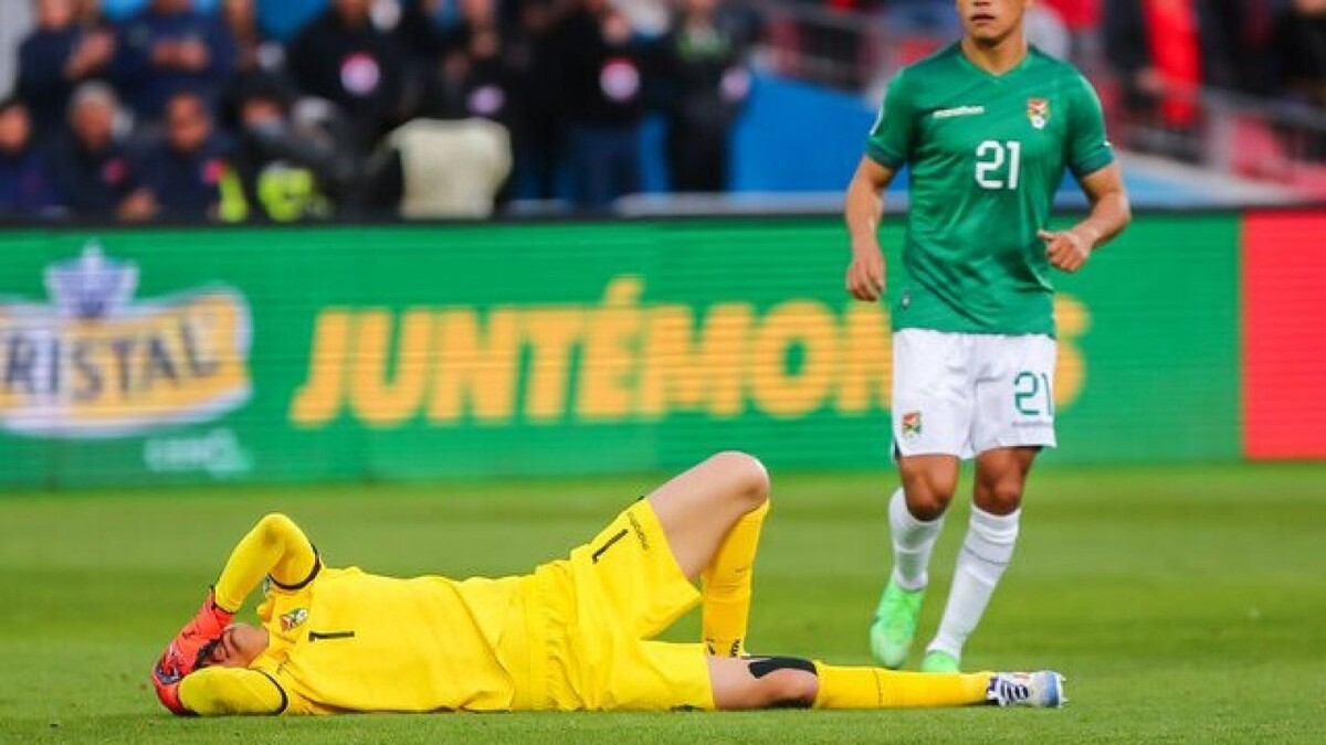 Компенсация FIFA за травму Лампе из Боливара