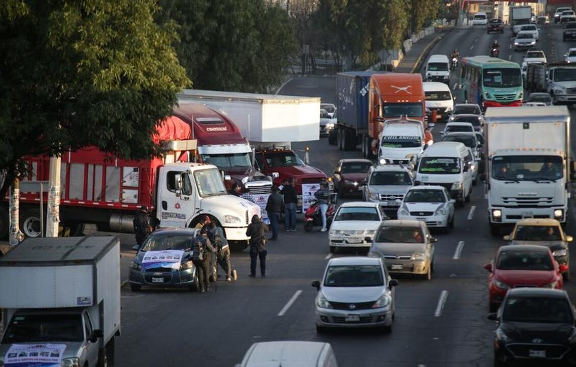 Боливия сталкивается с национальными блокадами транспортировки на фоне кризиса