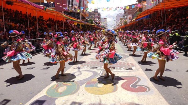 Vibrant Celebrations of Carnaval in Bolivia