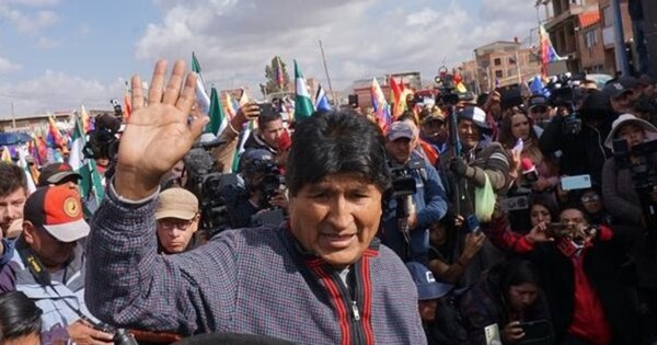 Evo Morales Calls for Resignations in Bolivia